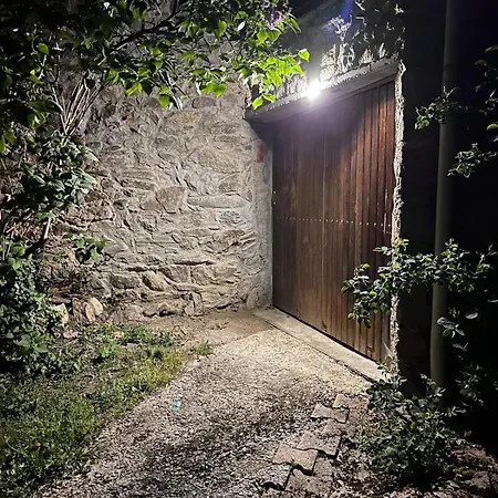 Mountain House Junac * Lapege